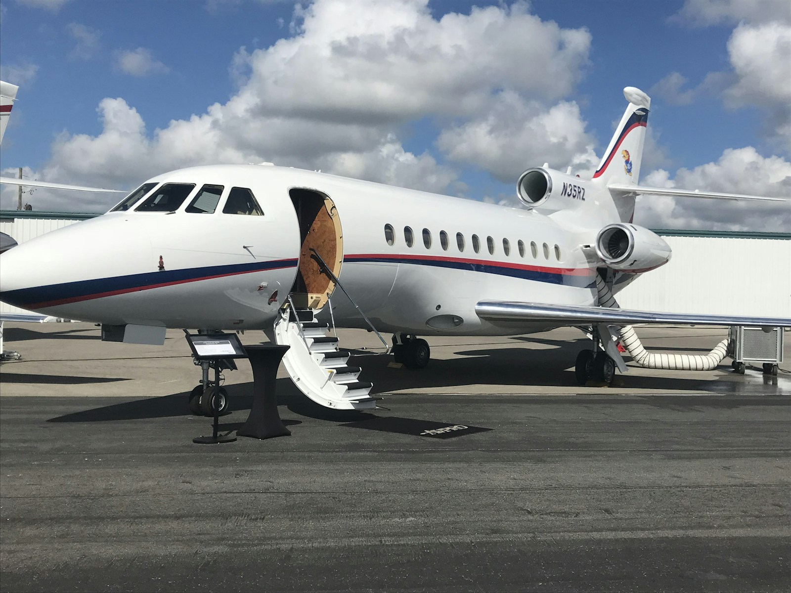 Private Jets & Charter
